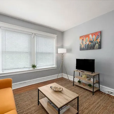 Appartement Charming & Historic 1Br